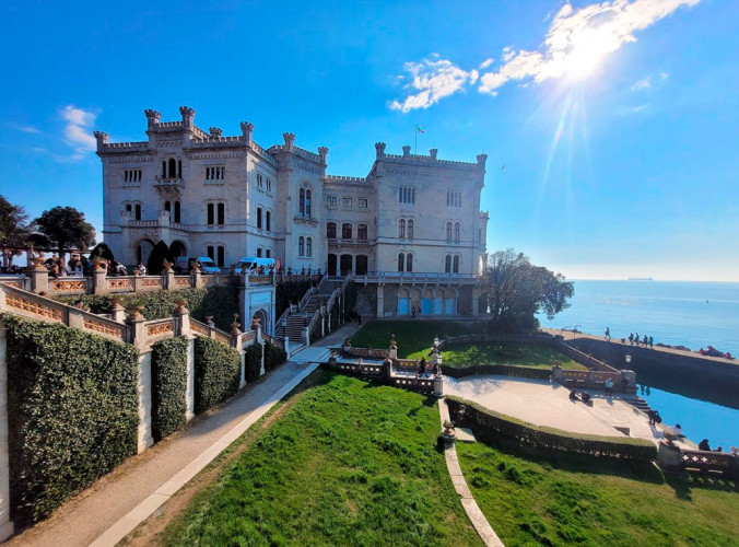 GRAD MIRAMARE 